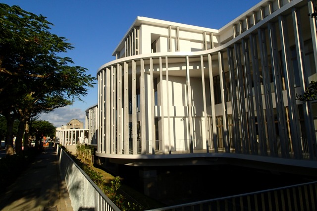 うるま市庁舎
